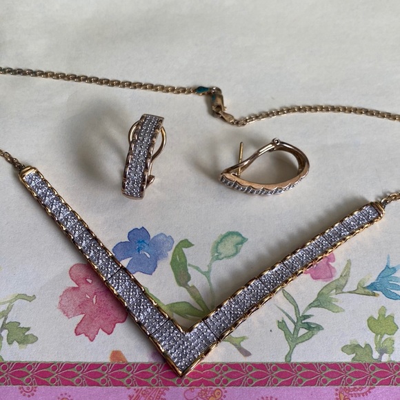 14K GF/Sterling Silver Natural 1ctw Diamonds Ladies V Necklace + Earring set! - Picture 4 of 15